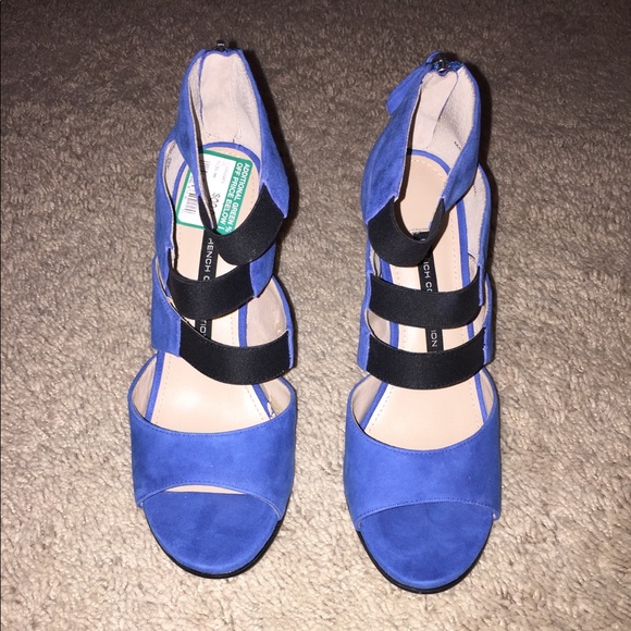 NWOT Gorgeous Blue Suede Heels - Picture 2 of 5